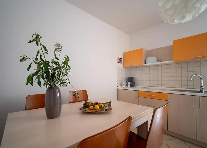 Valbruna 아파트 *