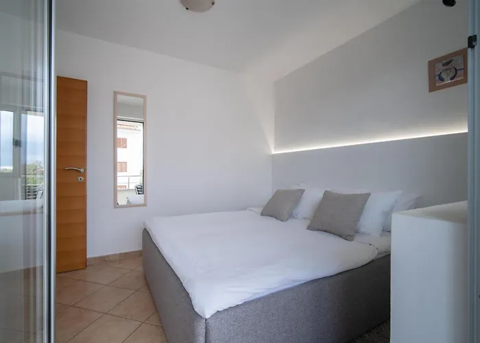 Valbruna * 로비니