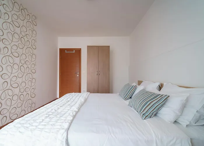 아파트 Valbruna 로비니