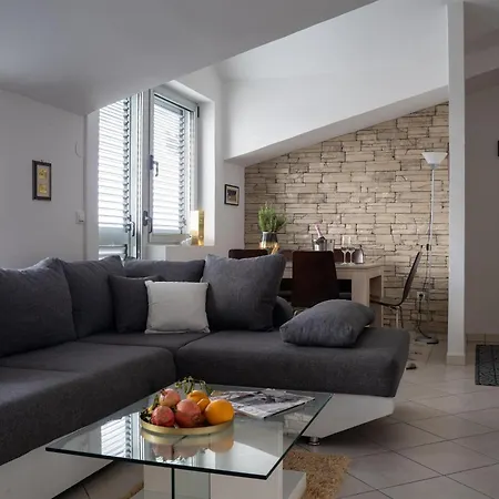 Apartment Valbruna Rovinj