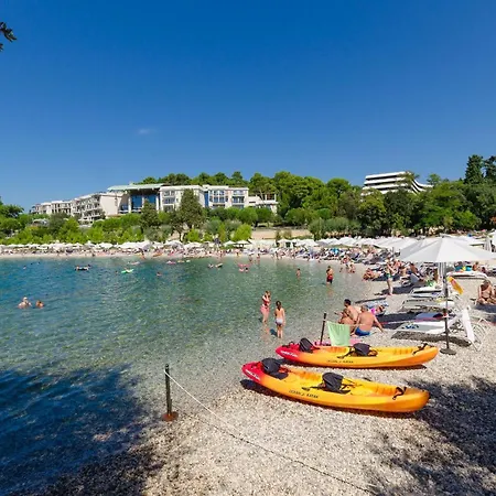 Valbruna Ρόβινι