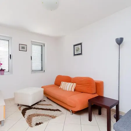Valbruna Apartment