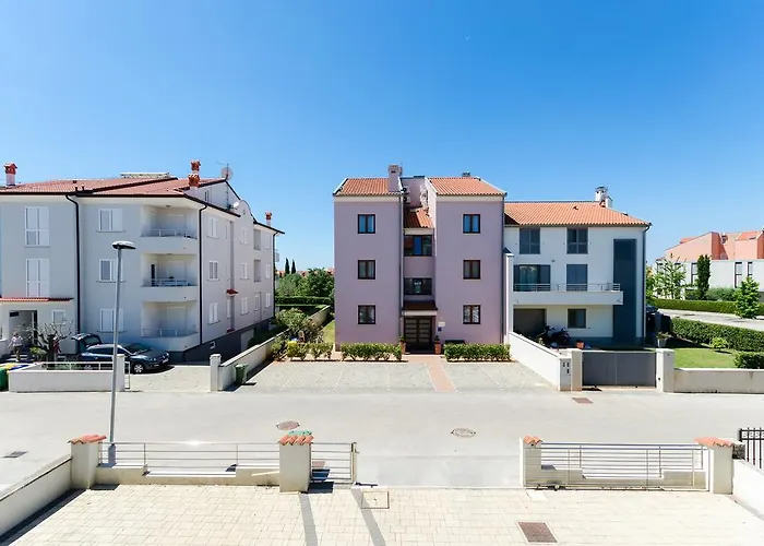 Valbruna Apartman *